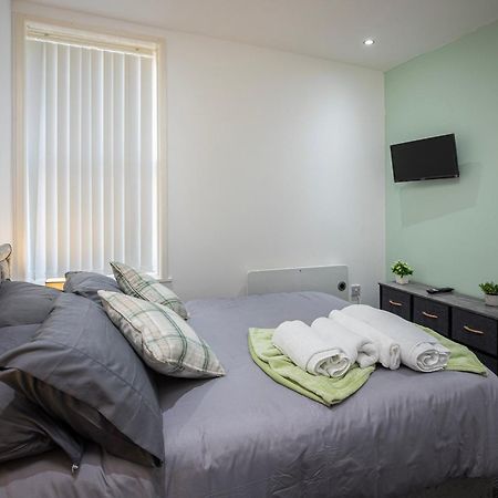 02 Holmfield Apartment Blackpool Exterior photo